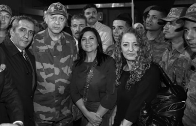 afrin-sanatcilar-bw-cr