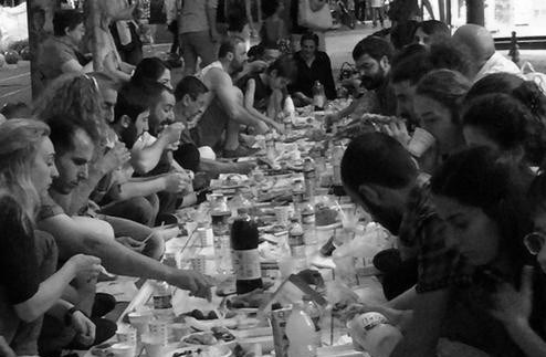 baris-iftari-bw-cr