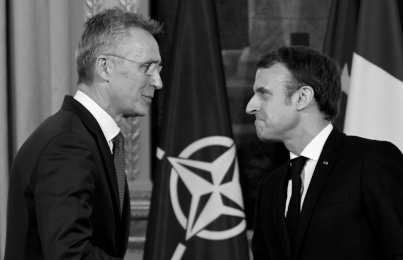 macron-nato-cr