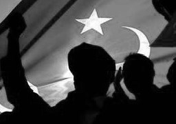 turk-kimlik-bw-cr